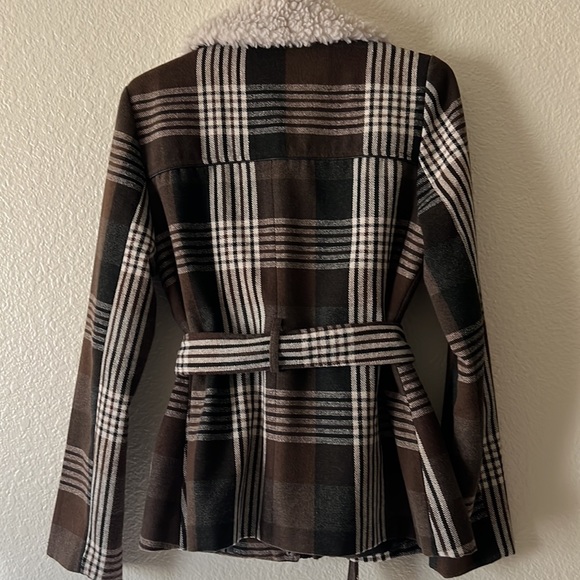 NWOT Women’s Jack by BB Dakota Brown Plaid Coat - Picture 2 of 9